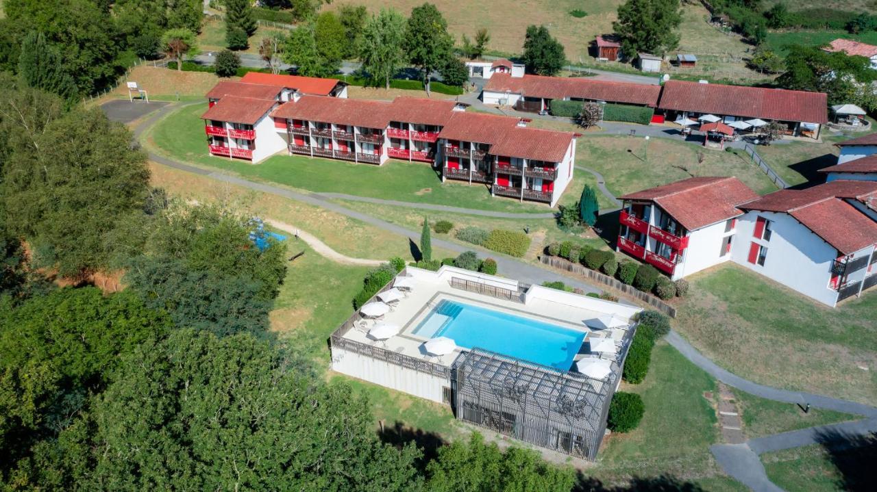 VVF Villages   Les Crêtes Basques   Saint-Étienne-de-Baïgorry Esterno foto